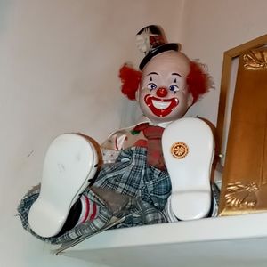 1970's VINTAGE MUSICAL CLOWN